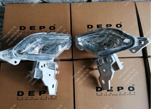 Купити DB2R51360 Mazda Лівий ліхтар покажчика повороту
