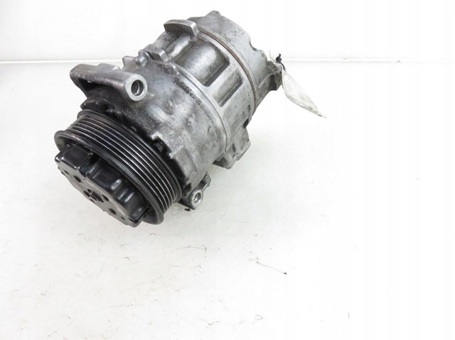 Компресор кондиціонера 4472208224 Mercedes