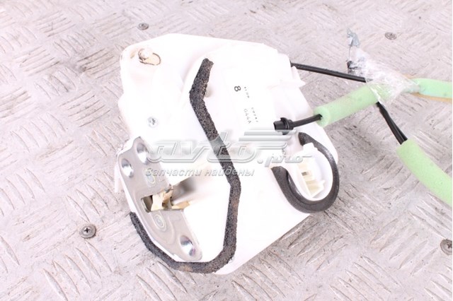 Замок передніх пасажирських дверей Mazda GJR958310B ціна, від 11.40 USD