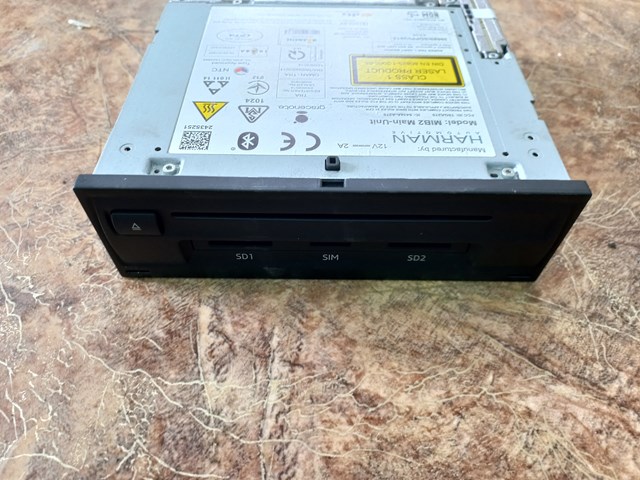4M1035880C VAG 