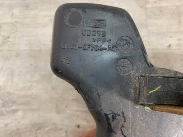 Купити BV619F764AC Ford 