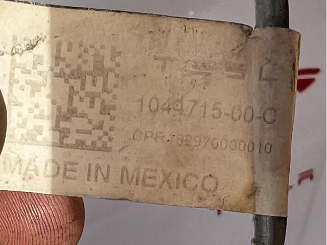 Гальмівний трубопровід Tesla 104471500C ціна, від 11.40 USD