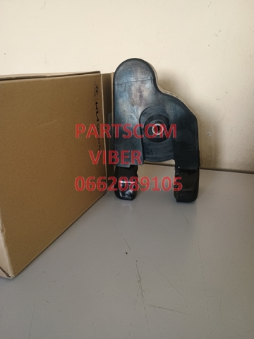Подушка двигуна задня 219303L300 Yangji