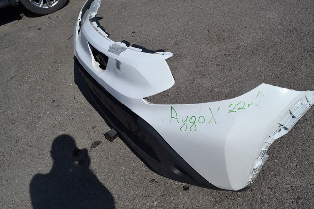 Облицювання радіатора Toyota 531110H030 ціна, від 94.51 USD