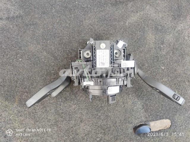 Перемикач підрульовий, в зборі VAG 8V0953521CB