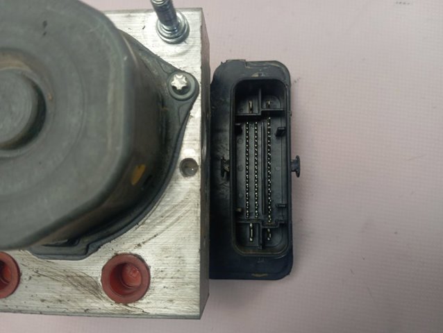 Блок АБС 476601842R Renault (RVI)