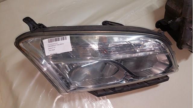 Фара правая General Motors 95146957 ціна, від 174.90 USD