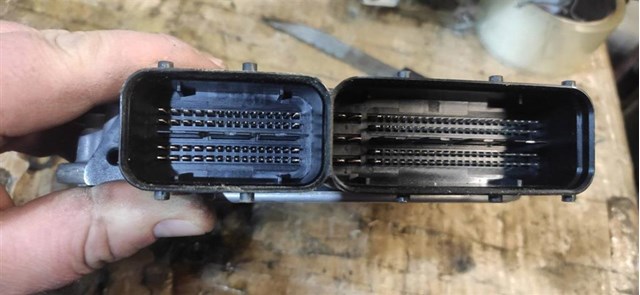 ЕБУ VAG 06J906027FC ціна, від 63.35 USD