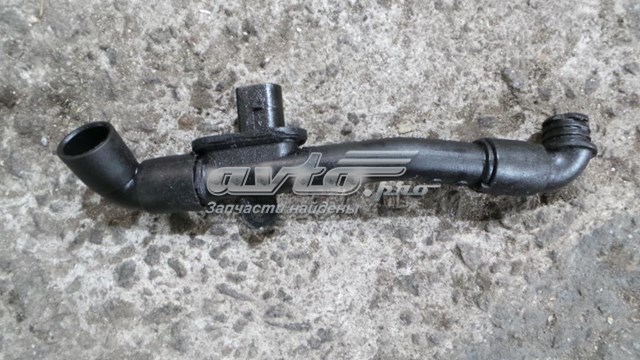 Трубка відводу картерних газів Mercedes A6680180012