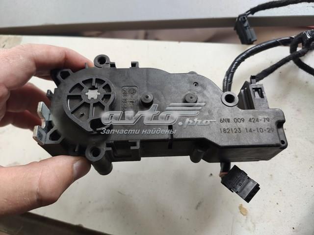6NW00942479 Tesla Motors 
