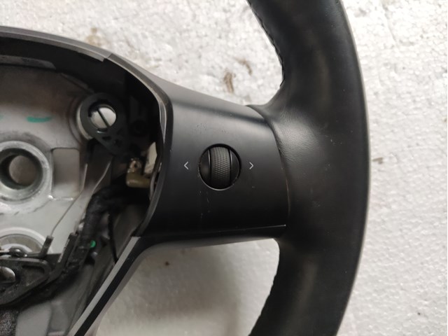  Tesla 109496500F