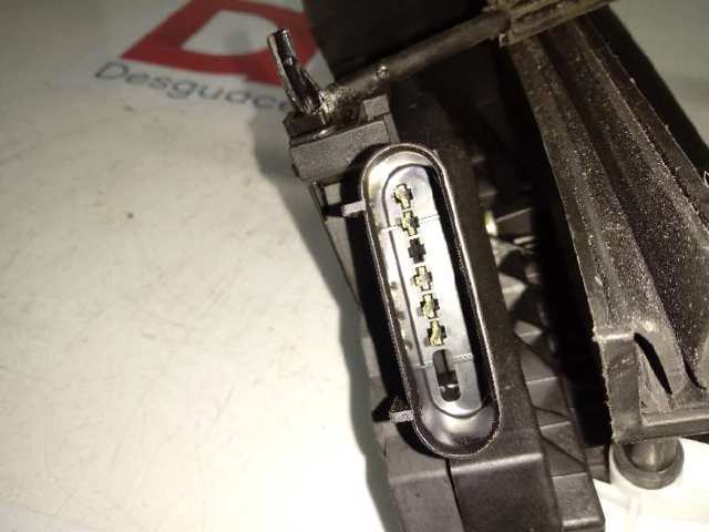 BM5AA21813AG Ford Замок водійських дверей