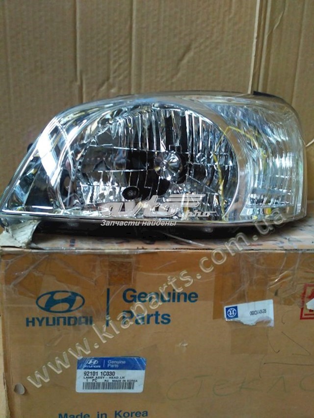 Фара ліва 921011C030 Hyundai/Kia
