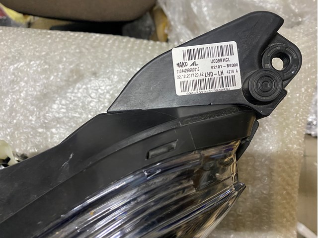 Фари Hyundai/Kia 92101B9300 ціна, від 145.64 USD