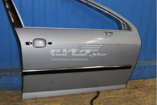  Двері передні, праві Peugeot 407 
