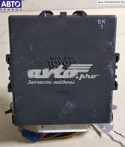 Блок комфорту на Toyota Prius  NHW20