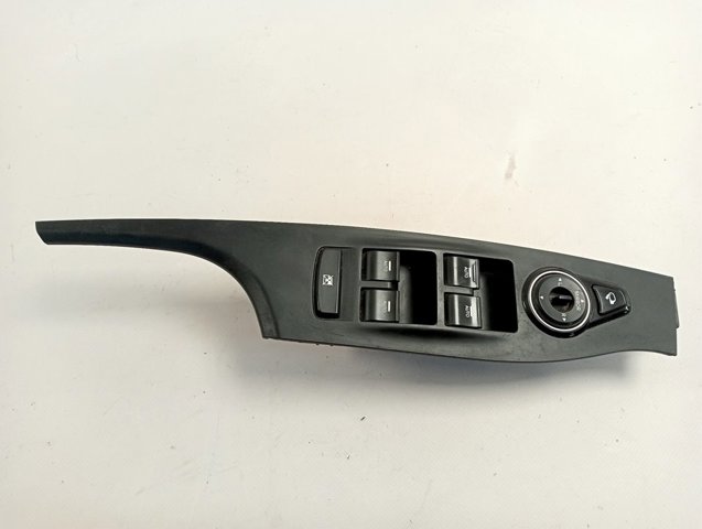 Купити 935703Z000 Hyundai/Kia 