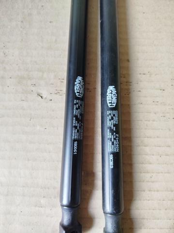 Амортизатор багажника GS0823 Magneti Marelli