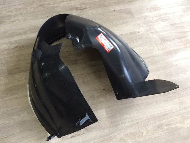 Підкрилки передні праві Polcar 3085FL1X