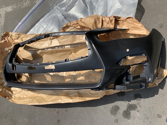 Купити 620226HJ3H Nissan/Infiniti Буфер (бампер) передній