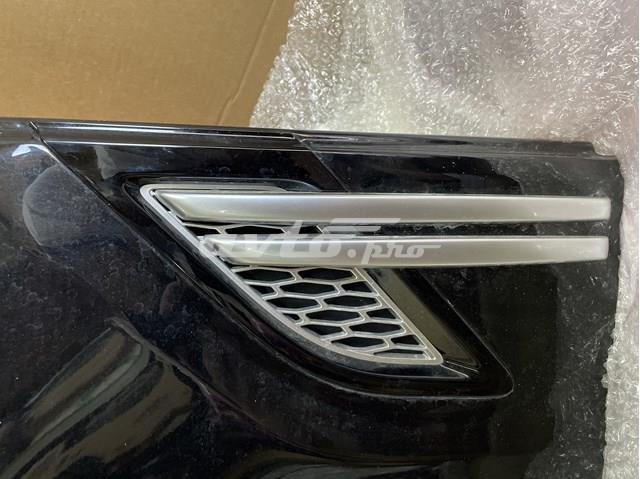 Молдинг переднього лівого крила Land Rover LR106331 ціна, від 50.56 USD