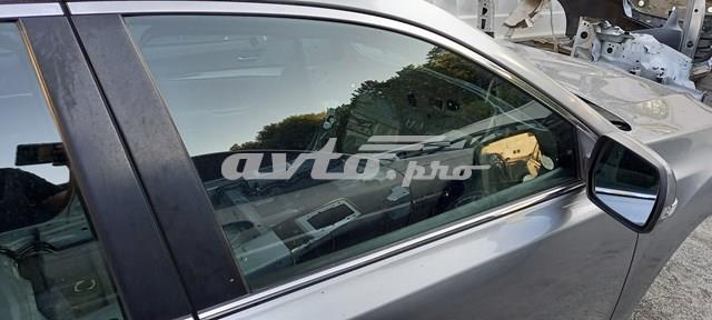 Купити 61011AJ000 Subaru Скло передніх дверей, правою