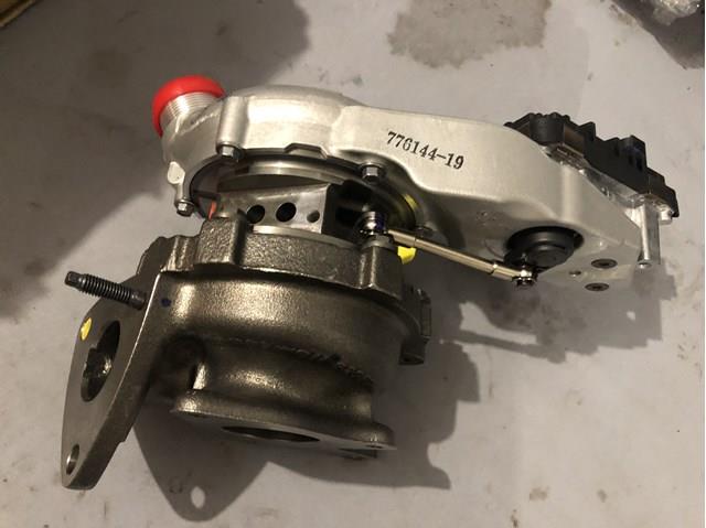 Турбіна Land Rover LR084607 ціна, від 470.34 USD