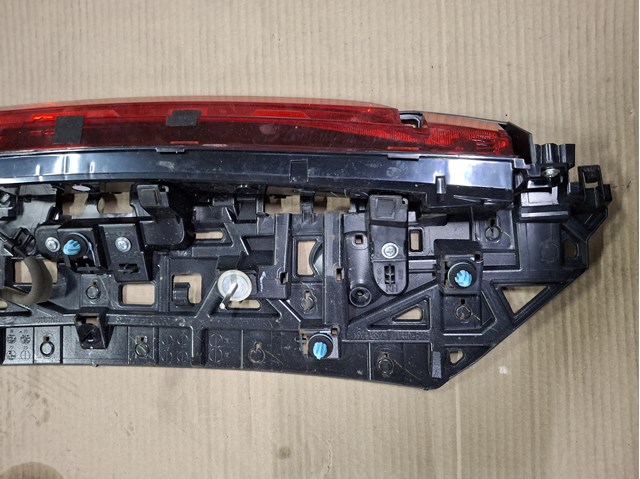 Задній стоп DFR551580A Mazda