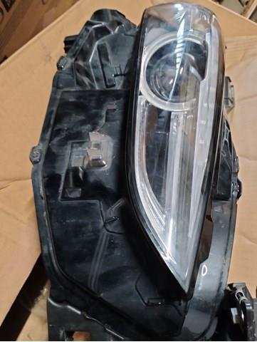 Купити GSJ451031A Mazda Права блок фара