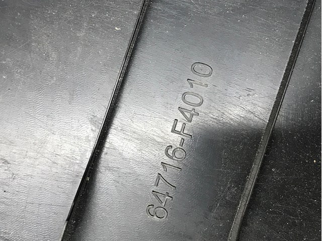  64716F4010 Toyota