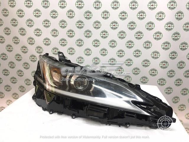 8111006C90 Toyota Основна фара - вставка