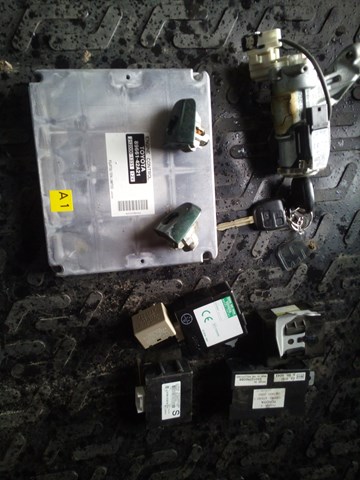 Електронний блок керування двигуном 8966142A21 Toyota