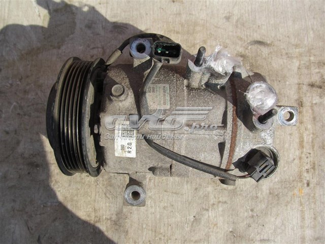 Насос кондиціонера Hyundai/Kia 97701D7400