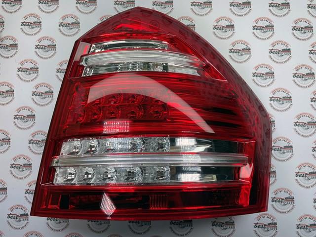 Купити A1648203464 Mercedes Задня права фара
