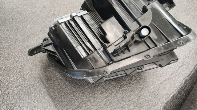 92102BE050 Hyundai/Kia Фара правая