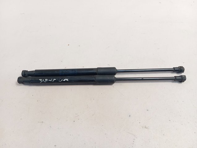8W0823359 VAG Стійка капота