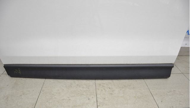 Молдинг передньої лівої двері Mazda KB7W51RB0E ціна, від 28.18 USD