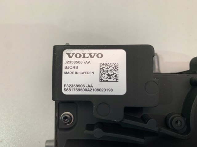 32294431 Volvo Камера заднього виду