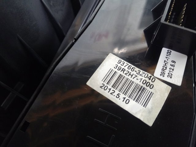  937663Z040 Hyundai/Kia