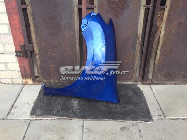 Крило переднє ліве 631018989R Renault (RVI)