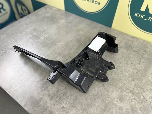 Кронштейн бампера заднього, правий Signeda PBM43097AR ціна, від 19.00 USD