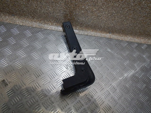 Бризковики задній, лівий Hyundai/Kia 868412W500 ціна, від 25.14 USD