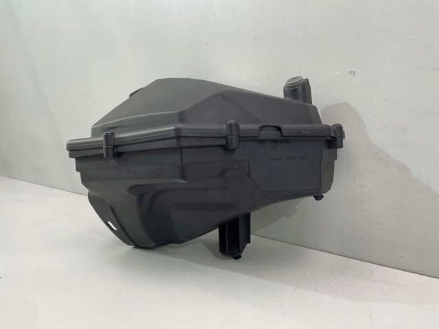  BMW 13719845090