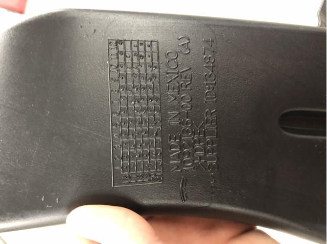 109216600A Tesla 