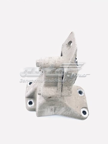 Кронштейн подушки (опори) двигуна, задньої A111001411 Chery