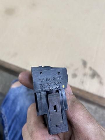 7L6963570B VAG 