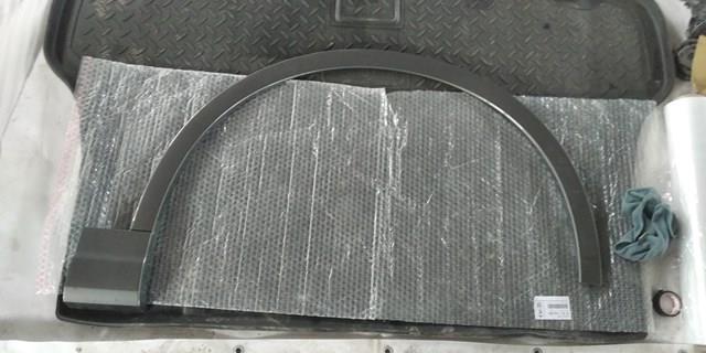 Купити 4M0853026A VAG Розширювач заднього крила, правий
