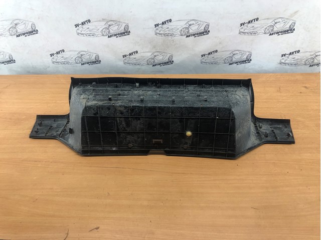 Накладка бампера заднього, верхня захисна (сходинка-підніжка) Toyota 521590K291 ціна, від 56.43 USD