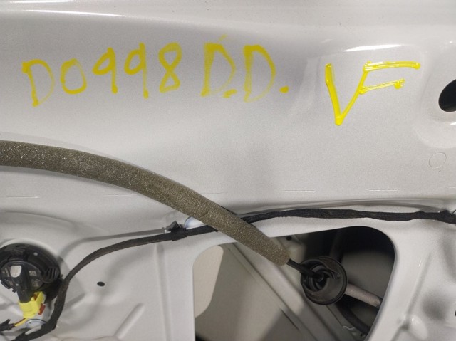 Купити Двері праві передні Audi Q3  F3B