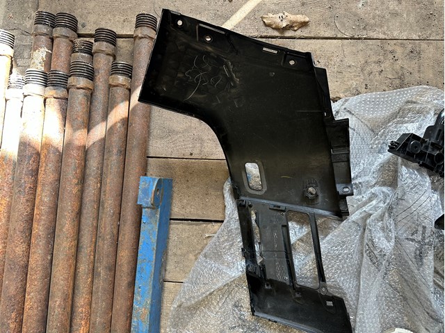 Передній бампер 5211960R60 Toyota